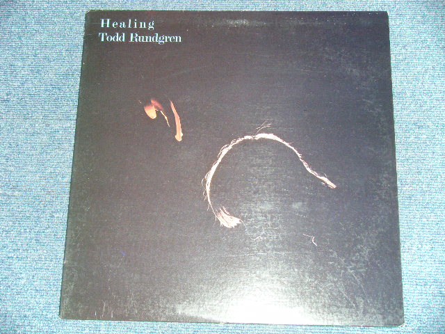 画像: TODD RUNDGREN - HEALING with BONUS EP (Ex++/MINT- ) / 1981 US AMERICA ORIGINAL  Used LP with BONUS EP