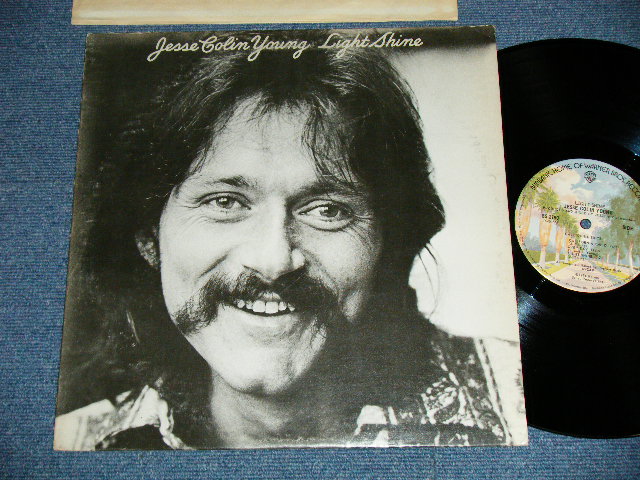 画像1: JESSE COLIN YOUNG (YOUNGBLOODS) - LIGHT SHINE  (Ex+/MINT- Looks:Ex+++) / 1974 US AMERICA ORIGINAL 1st Press "BURBANK STREET Label "Used  LP 