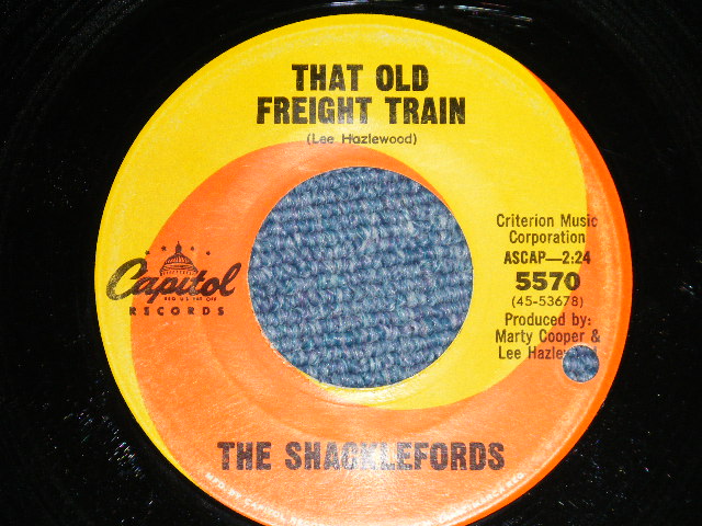 画像: The SHACKLEFORDS  : AIN'T IT? BABE / THAT OLD FREIGHT TRAIN  ( Ex++/Ex++)   / 1965 US AMERICA ORIGINAL Used  7" Single 