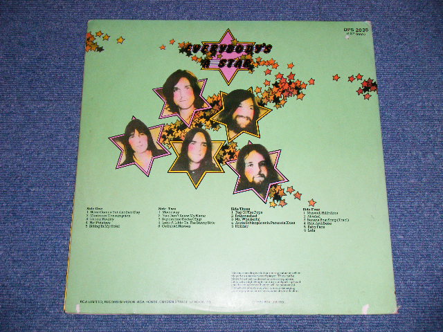 画像: THE KINKS -  EVERYBODY'S IN SHOW-BIZ  : With SONG SHEET  (Ex++/MINT- ) / 1972 UK ENGLAND ORIGINAL  Used 2-LP's 