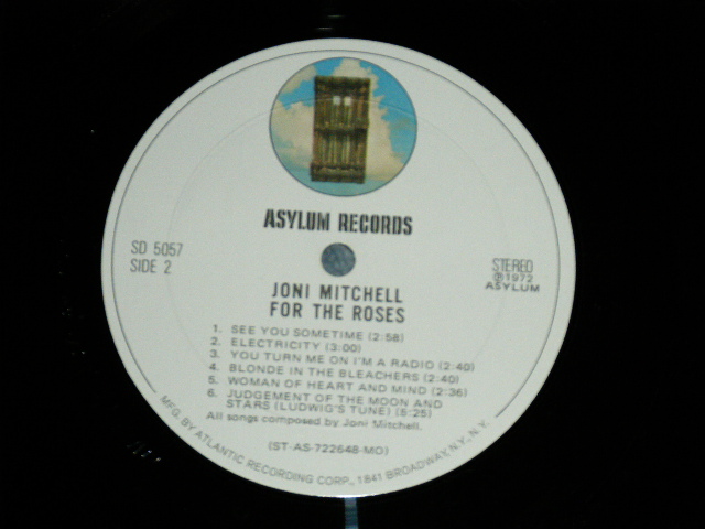 画像: JONI MITCHELL  - FOR THE ROSES ( "ST-AS-722647 MO"on Label) (Matrix #  ST-AS-722647-AA V 11T  △17398(2)/ ST-AS-722648-BB V2 AT 1 △17398X(1) ( Ex++++,Ex+/Ex+++ ) / 1972 US AMERICA ORIGINAL "1st Press  Label"  Used LP 