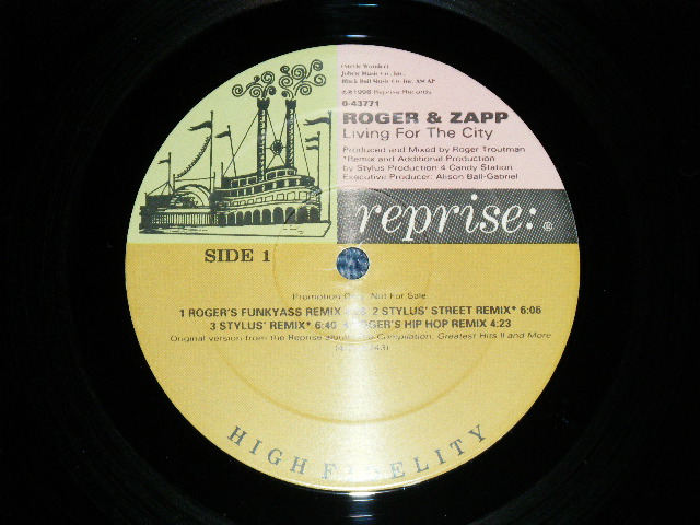 画像: ROGER & ZAPP - LIVING FOR THE CITY : 8 Version Mixes  ( MINT/MINT )  /  1997 US AMERICA ORIGINAL Used 12" 