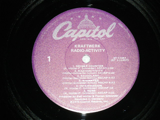 画像: 's KRAFTWERK - RADIO -ACTIVITY ( Ex+++/MINT- )  / 1977 US AMERICA REISSUE "PUPLE Label"  Used LP 