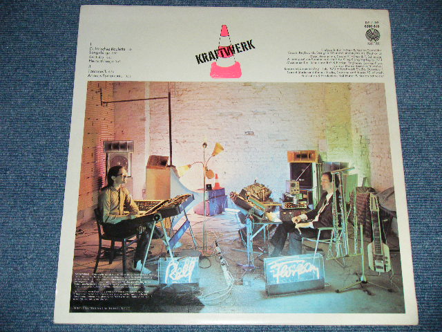 画像: KRAFTWERK -  RALF AND FLORIAN  ( Ex+++/MINT- )   / 1973 UK ENGLAND  ORIGINAL "EMBOTH Jacket" & "STARSHIP Label" Used LP