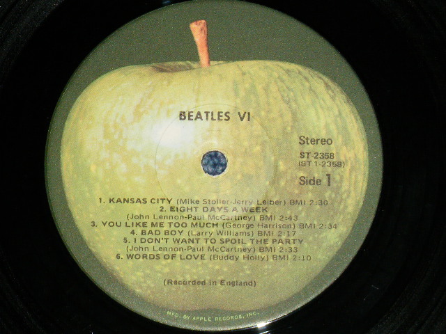 画像: The BEATLES - BEATLES VI ( Matrix # ST-1-2358- A20 #2 / ST-2-2358-J 21 )  (VG++/MINT-, Ex+++) / 1971 Version US AMERICA "mfd. by Apple on Label" "GOLD RECORD on FRONT Cover"  STEREO Used LP 