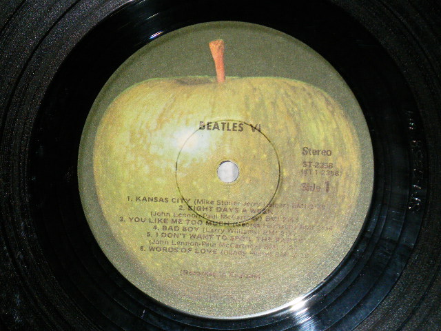 画像: The BEATLES - BEATLES VI ( Matrix # ST-1-2358- W4 / ST-2-2358-J 21 )  ( Ex++/Ex+++ :  Edge Split) / 1971 Version US AMERICA "mfd. by Apple on Label" "GOLD RECORD on FRONT Cover"  STEREO Used LP 