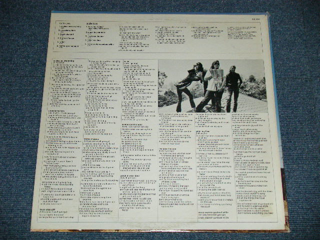画像: LITTLE FEAT - LITTLE FEAT ( Debut Album )  ( Ex++/MINT-) /  1974 US AMERICA "2rd Press BURBANK STREET Label Version"  Used LP 