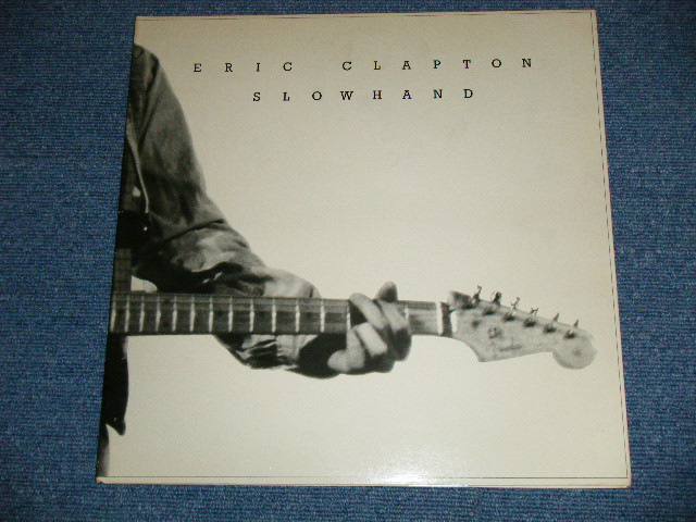 画像: ERIC CLAPTON -  SLOWHAND ( Matrix # A1//B1)  ( Ex++/Ex++ Looks:Ex, Ex+++)  / 1977 UK ENGLAND  ORIGINAL Used LP 