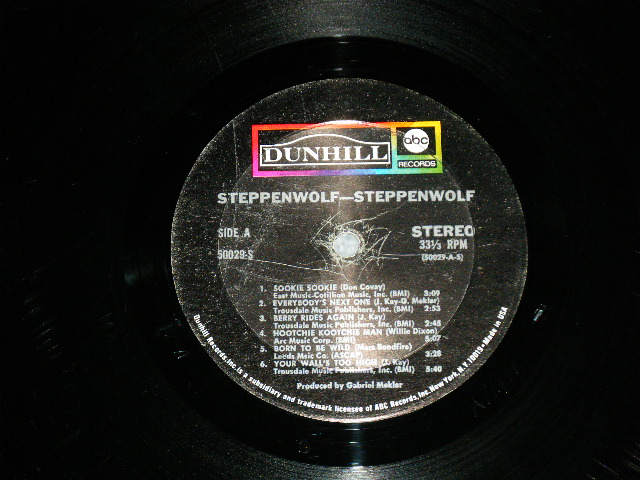 画像: STEPPENWOLF - 1st Debut Album STEPPENWOLF (Matrix # A △11451 / B-RE △11451-X )  ( 2nd Press With TITLE COVER Front Cover )  (Ex++/Ex+++ ) / 1968 US ORIGINAL " 2nd Press With TITLE COVER Front Cover" Used  LP 