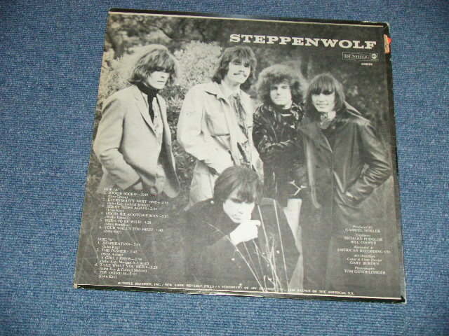 画像: STEPPENWOLF - 1st Debut Album STEPPENWOLF (Matrix # A △11451 / B-RE △11451-X )  ( 2nd Press With TITLE COVER Front Cover )  (Ex++/Ex+++ ) / 1968 US ORIGINAL " 2nd Press With TITLE COVER Front Cover" Used  LP 