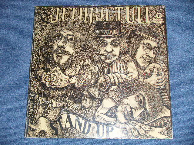 画像: JETHRO TULL - STAND-UP (Matrix # 30934  RS 6360 A 1F / 30935  RS 6360 B  1D ) ) ( Ex+/Ex++ Looks:;Ex+ )  /  1969 USA AMERICA ORIGINAL 1st Press "ORANGE & BROWN with 'W7' 'r' Logo on Top Label"   Used LP