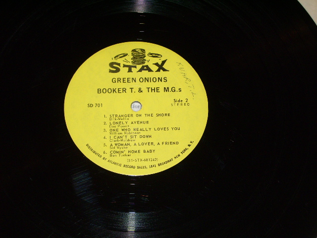 画像: BOOKER T.& THE MG'S - GREEN ONIONS / 1968 Version? US AMERICA 2nd Press "YELLOW with 1984 Label" STEREO Used LP 