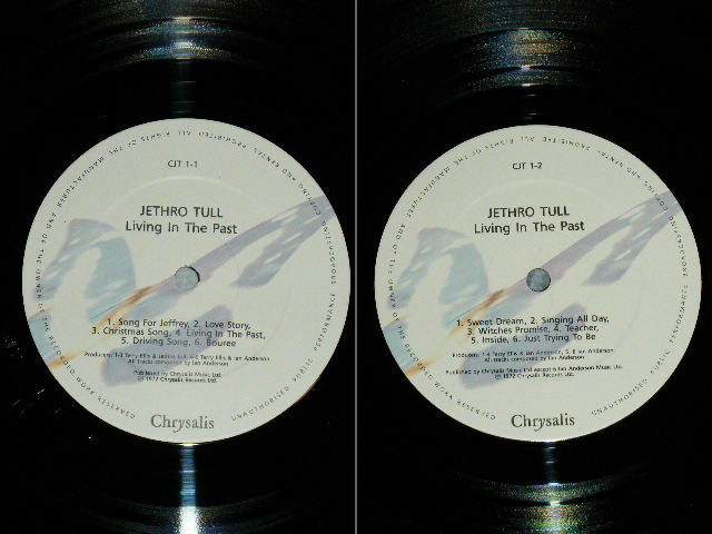 画像: JETHRO TULL - LIVING IN THE PAST ( Ex-/MINT- )  /  1980 UK ENGLAND REISSUE  Used 2-LP's 