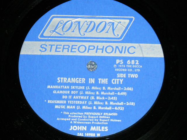 画像: JOHN MILES - STRANGER IN THE CITY  ( Ex/Ex+++)  / 1976  US AMERICA ORIGINAL Used LP