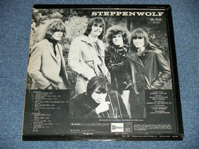 画像: STEPPENWOLF - 1st Debut Album STEPPENWOLF (Matrix # A-1G/B-1G )  (  With TITLE on Front Cover )  (Ex++/Ex+++ ) / 1970 UK ENGLAND REISSUE  Used  LP 