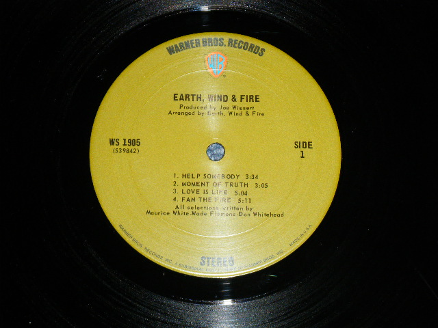 画像: EARTH WIND and FIRE - EARTH WIND and FIRE (Debut Album )  ( MINT-, Ex+/MINT- Looks:Ex+++ : WOBC) / 1971 US AMERICA ORIGINAL "GREEN with WB logo on TOP" Label  Used LP  with SONG SHEET 