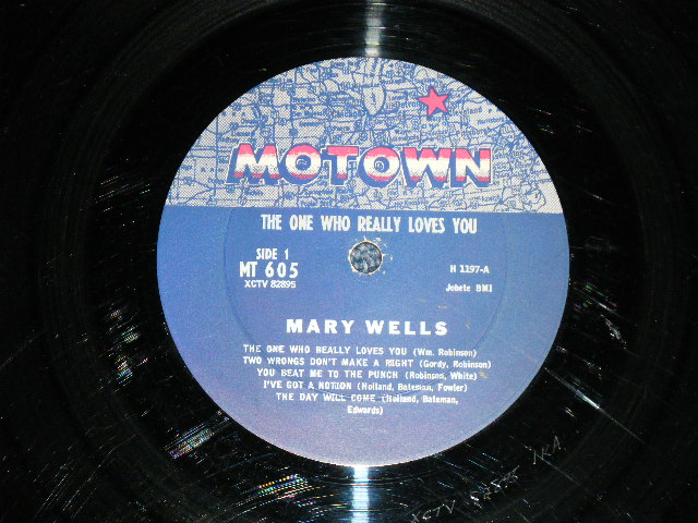 画像: MARY WELLS - THE ONE WHO REALLY LOVES YOU ( Ex/Ex Looks:VG+++) / 1962 US AMERICA ORIGINAL "1st Press NO CREDIT at Bottom Label" MONO   Used LP  