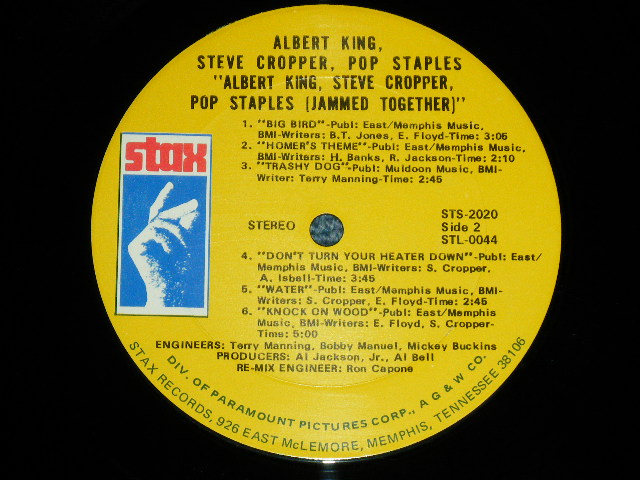 画像: ALBERT KING + STEVE CROPPER of BOOKER T.& THE MG'S + POP STAPLES - JAMMED TOGETHER( Matrix # STL-0043-3(RE-1)/STL-0044-1) (Ex+++/MINT- : EDSP ) / 1969 US AMERICA  ORIGINAL"YELLOW Label with MEMPHIS ADDRESS with DIV. Of PARAMOUNT"  Used LP 