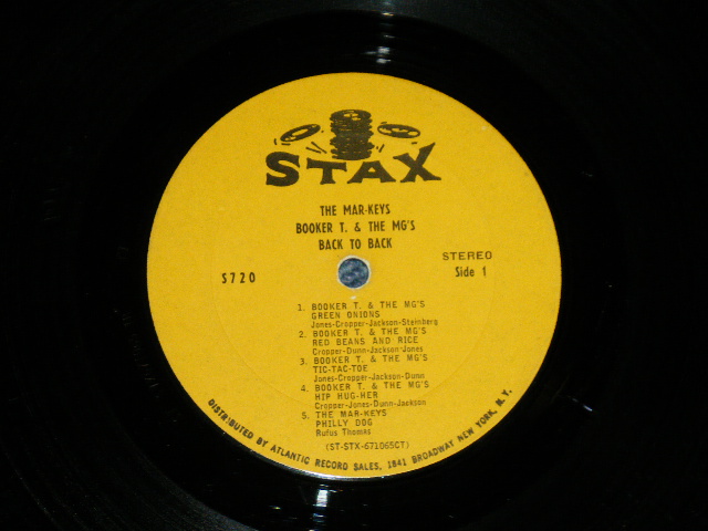 画像: The MAR-KEYS/BOOKER T.& THE MG'S - BACK TO BACK ( Matrix #  STX 671065-1B/STX 671066-1B)( Ex++/Ex++ Looks:Ex+ ) / 1967 US AMERICA  ORIGINAL "YELLOW Label with 1841 BROADWAY at BOTTOM" STEREO   Used LP 