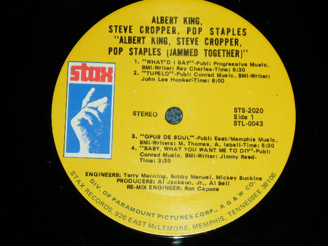 画像: ALBERT KING + STEVE CROPPER of BOOKER T.& THE MG'S + POP STAPLES - JAMMED TOGETHER( Matrix # STL-0043-3(RE-1)/STL-0044-1) (Ex+++/MINT- : EDSP ) / 1969 US AMERICA  ORIGINAL"YELLOW Label with MEMPHIS ADDRESS with DIV. Of PARAMOUNT"  Used LP 