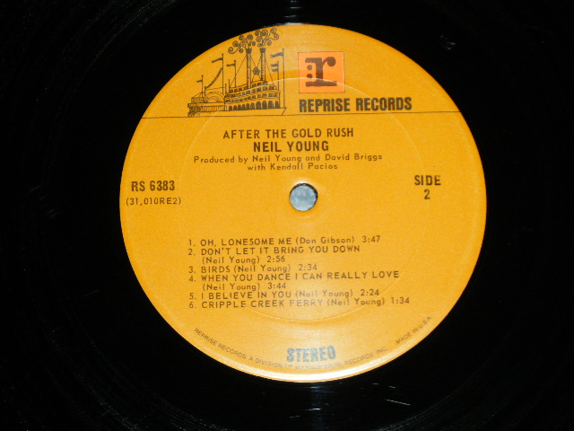 画像: NEIL YOUNG   - AFTER THE GOLD RUSH : without SONG SHEET ( Matrix # RS-6383 A 1A 31009-Re 1/ RS-6383 B 1B  31010-Re 1) ( Ex+++/Ex++ Looks:Ex) / 1970 US AMERICA ORIGINAL "BROWN with Orange 'r' Logo on Top Label" Used LP 