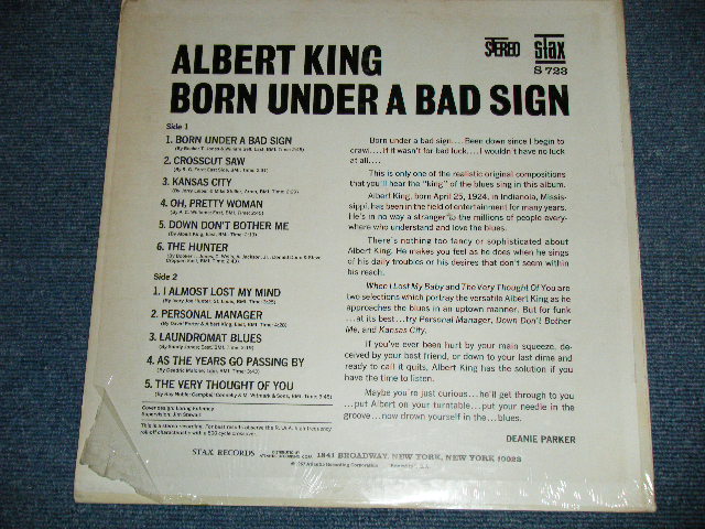 画像: ALBERT KING - BORN UNDER A BAD SIGN( Matrix # ST STX 671057-A A △107001/ST STX 671058-A A △10701-x) (Ex+++/Ex++ Looks:Ex+++ )  /  1967 US AMERICA ORIGINAL "YELLOW Label without CREDIT at BOTTOM Label" STEREO Used LP