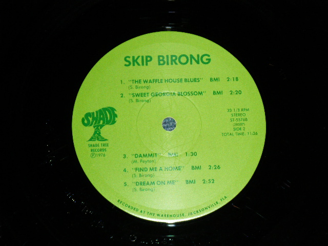画像: SKIP BIRLONG - SKIP BIRLONG ( With AUTOGRAPHED SIGNED 直筆サイン入り) ) ( Ex+/Ex+++ Looks:Ex+)   / 1976 US AMERICAN  ORIGINAL "from INDEPENDENT MINOR Label"  Used LP 