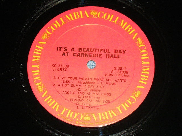 画像: IT'S A BEAUTIFUL DAY -  AT CARNEGIE HALL (Matrix # P AL 31338-1A / P BL 31338-1C )  (Ex+++/MINT-) / 1973 US AMERICA ORIGINAL Used LP  Plus JAPANESE LINER 