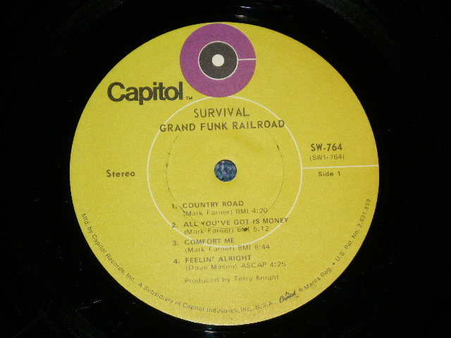 画像: GFR GRAND FUNK RAILROAD - SURVIVAL ( With 3 PIN-UPs )( Matrix # SW-1-764-F1#2/SW-2-764-F6#1) ( Ex++/Ex+++ Looks:MINT- : EDSP ) / 1971 US AMERICA ORIGINAL 1st Press "GREEN Label"  Used LP 