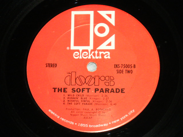 画像: THE DOORS - THE SOFT PARADE ( Matrix # A-2 CTH  / B-2 CTH )  ( Ex+/Ex+++ Looks Ex++) (With UN-GLOSSY ORIGINAL INNER SLEEVE ) / 1968 US Original "1st Press  RED  Label with Large Stylized  E on TOP" "1855 CREDIT at Bottom Label" Used STEREO LP 