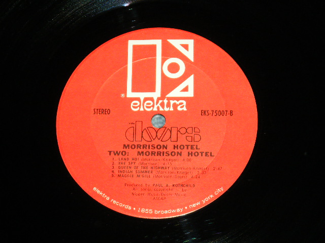 画像: THE DOORS - MORRISON HOTEL ( Matrix # -A 1-CTH / B 2-CTH ) ( Ex+/Ex+++ : EDSP )  / 1970 US Original "1st Press RED Label with Large Stylized E on TOP" "1855 BROADWAY CREDIT at Bottom Label" Used STEREO LP 