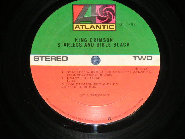 画像: KING CRIMSON  - STARLESS AND BIBLE BLACK ( Matrix No.A) STA-743067-AA △18867 (1)   / B)STA-743068-BB CHP △18867-x (1)  ) ( Non-GLOSSY Jacket ) ( Ex+/MINT- ) / 1974 US AMERICA ORIGINAL 1976 Version 2nd Press Small "75 ROCKFELLER" Label Used LP 
