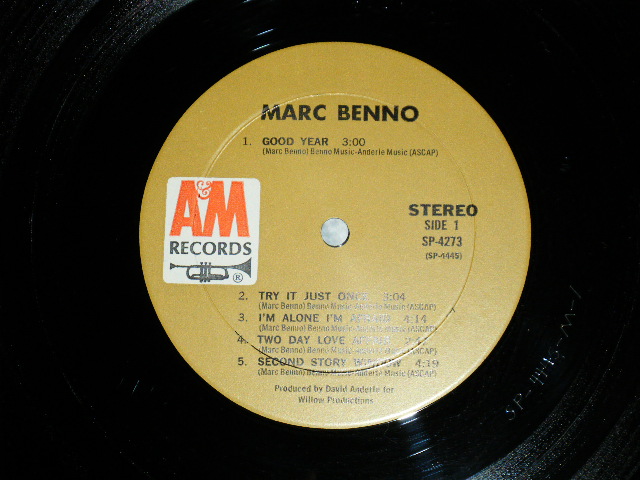 画像: MARC BENNO - MARC BENNO (On Guitar JERRY MCGEE of The VENTURES +BOOKER T.JONES+RY COODER +More )(  Matrix #    A) SP-4445-M-1 △15229 (2) / B) SP-4446-M-1 △15229-x (2))  ( MINT-/MINT-  BB,EDSP  ) / 1970 US AMERICA ORIGINAL 1st press "BROWN Label"  Used LP 