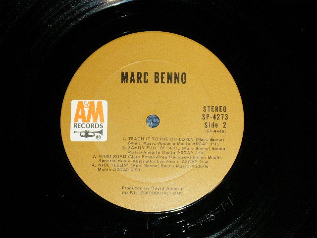 画像: MARC BENNO - MARC BENNO (On Guitar JERRY MCGEE of The VENTURES +BOOKER T.JONES+RY COODER +More )(  Matrix #    A) SP-4445-T-1/ B) SP-4446-T-1)  ( Ex+/Ex+++ EDSP ) / 1970 US AMERICA ORIGINAL 1st press "BROWN Label"  Used LP 