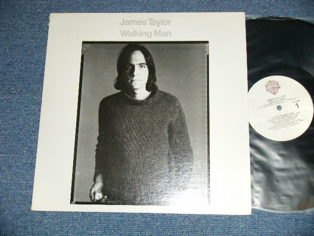 画像1: JAMES TAYLOR - WALKING MAN  (Matrix A) W-1-2794 WW1 #2 SP     B) W-2-2794 WW1 #2 SP ) ( Ex+++/MINT-) / 1978? Version US AMERICA "REISSUE or 3rd Press? Label" Used  LP