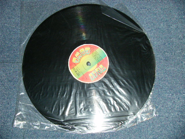 画像: BOB MARLEY & The WAILERS -  UPRISING ( NEW) / JAMAICA Reissue "BRAND NEW" LP