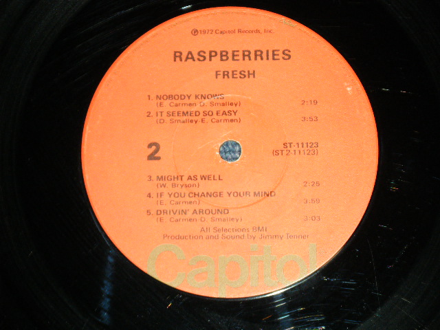 画像: RASPBERRIES (w/ ERIC CARMEN) - FRESH RASPBERRIES (Ex/Ex+++) / 1972 US AMERICA ORIGINAL "RECORD CLUB RELEASE" 1st Press "ORANGE with OLIVE GREEN 'CAPITOL' at Bottom LABEL" Used LP  
