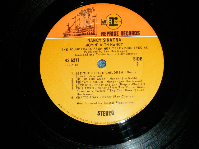 画像: NANCY SINATRA - MOVIN' WITH NANCY ( Ex+/Ex+++,Ex+ : EDSP ) / 1967 US AMERICA 2nd Press 1968 Version "2 COLOR Label" STEREO Used LP 