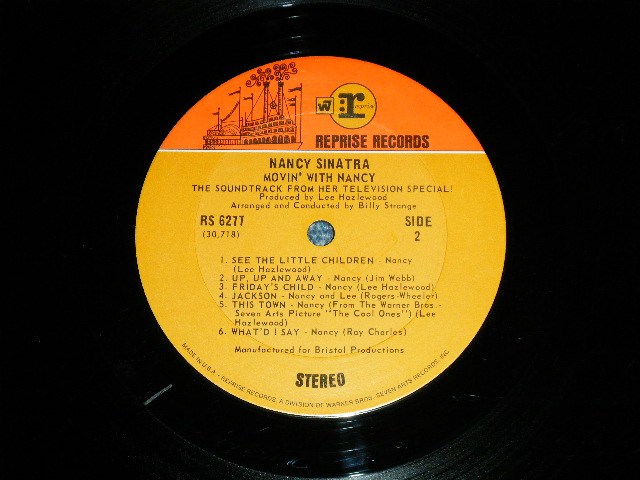 画像: NANCY SINATRA - MOVIN' WITH NANCY ( Ex+++/MINT-~Ex+++ ) / 1967 US AMERICA 2nd Press 1968 Version "2-Color Label" STEREO Used LP 