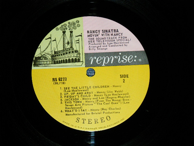 画像: NANCY SINATRA - MOVIN' WITH NANCY ( Ex++/MINT- ) / 1967 US AMERICA 1st Press "MULTI-COLOR Label" STEREO Used LP 