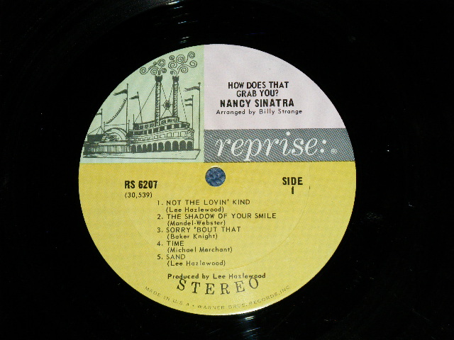 画像: NANCY SINATRA - HOW DOES THAT GRAB YOU? ( Ex-/Ex- A-1:VG++) / 1966 US AMERICA ORIGINAL 1st press "MULTI COLOR Label"  STEREO Used LP 