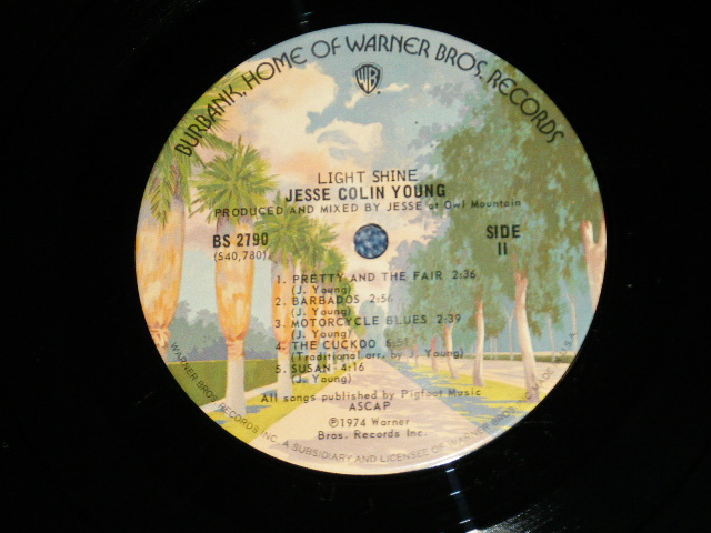 画像: JESSE COLIN YOUNG (YOUNGBLOODS) - LIGHT SHINE  (  Matrix #   A) BS-2790-40779-1B   B) BS-2790-40780-1B  ) (Ex/MINT-,Ex+++ EDSP) / 1974 US AMERICA ORIGINAL 1st Press "BURBANK STREET Label "Used  LP 