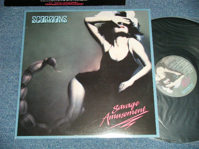 画像1: SCORPIONS - SAVAGE AMUSEMENT ( MINT-/MINT-)  / 1988  US AMERICA ORIGINAL Used LP   