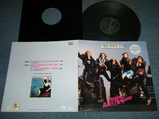 画像1: SCORPIONS - PASSION RULES THE GAME ( Ex++/MINT- )  / 1988 UK ENGLAND ORIGINAL Used 12"  