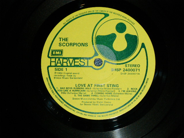 画像: SCORPIONS - LOVE AT FIRST STING ( Ex+++/Ex+++ B-4:Ex+)  / 1984 UK ENGLAND ORIGINAL Used  LP