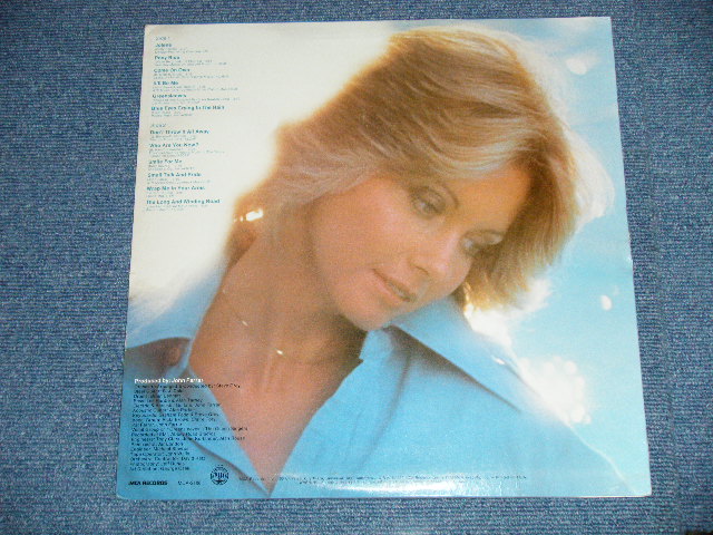 画像: OLIVIA NEWTON-JOHN - COME ON OVER  (Matrix #   A) MCA 970 W2 B.D.I.    B) MCA 971 W2 B.D.I.  )  ( Ex+++/Ex+++)  /1976 US AMERICA ORIGINAL Used LP