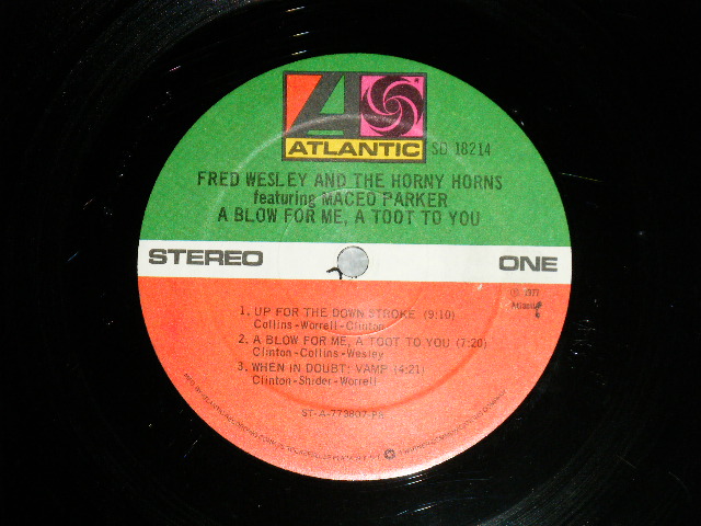 画像: FRED WESLEY and The HJORNY HORNS Feat. MACEO PARKER  (JAMES BROWN) - A BLOW FOR ME, A TOOT TO YOU  ( Ex+++/Ex++ E-1/Ex+ :Cut Out ) / 1977 US AMERICA ORIGINAL Used  LP