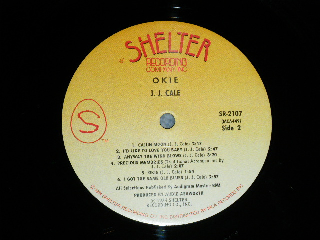画像: J.J. CALE  J.J.CALE  - OKIE OKIE ( Matrix #    A) MCA-448-W2    B) MCA-449-W2 )(  Ex++/Ex+++ BB )  / 1974 US AMERICA ORIGINAL "TEXTURED Cover"  Used LP