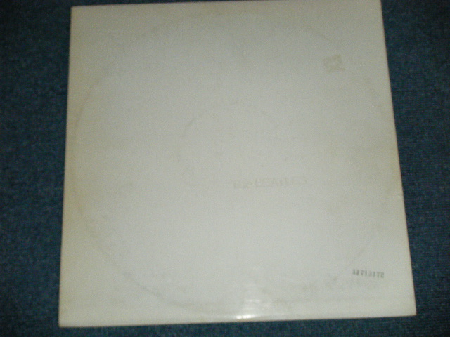 画像:  BEATLES  - THE BEATLES ( WHITE ALBUM ) ( A0540445) ( Matrix #  A) SWBO-1- 101-J46 11  B) SWBO-2- 101-J46 11  C) SWBO-3- 101-J48 #4   D) SWBO-2- 101-J44 11 "2  )  (INSERTS : 1xPoster + 3x Pin up's  )    )  ( Ex+/Ex+++ )  / 1968 US AMERICA ORIGINAL "2nd Press : A-6 :  The CONTINUING STORY of "BUNGALOW BILL"  Label  "  "APPLE  Label"  Used 2-LP 