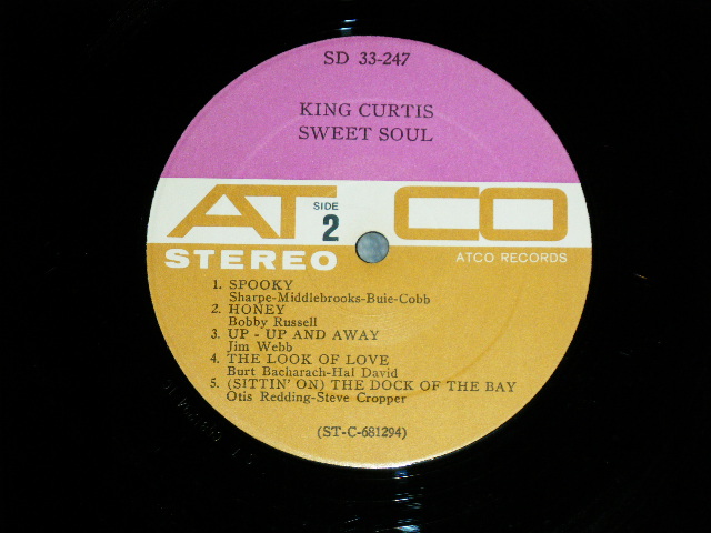 画像: KING CURTIS - SWEET SOUL ( Matrix #  A) ST-C-681293-B LW AT RL ( Hand Writing )  B) ST-C-681294-1C  (TYPING ) ) ( Ex+/MINT- : EDSP )  / 1968 US AMERICA ORIGINAL 1st Press "PLUM & BROWN Label" STEREO USED LP 